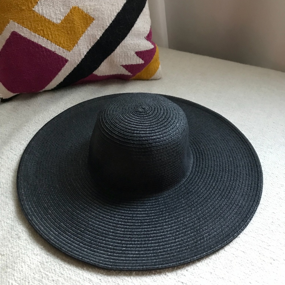 J Crew Beach Hat ☀️🌊